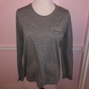 Vineyard vines Women’s gray long sleeve t-shirt